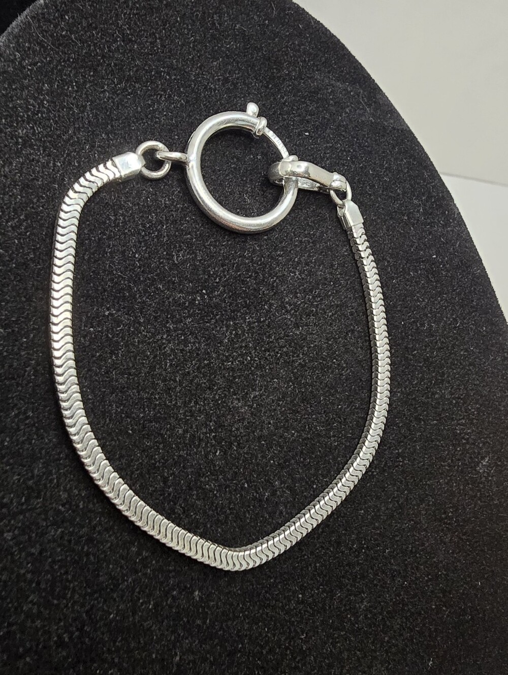 Vintage 'Forstner Chain Corporation'  Large Clasp Sterling Silver Bracelet 7.25"
